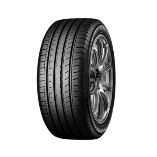 لاستیک یوکوهاما 215/50R 17 گل BluEarth-GT AE51
